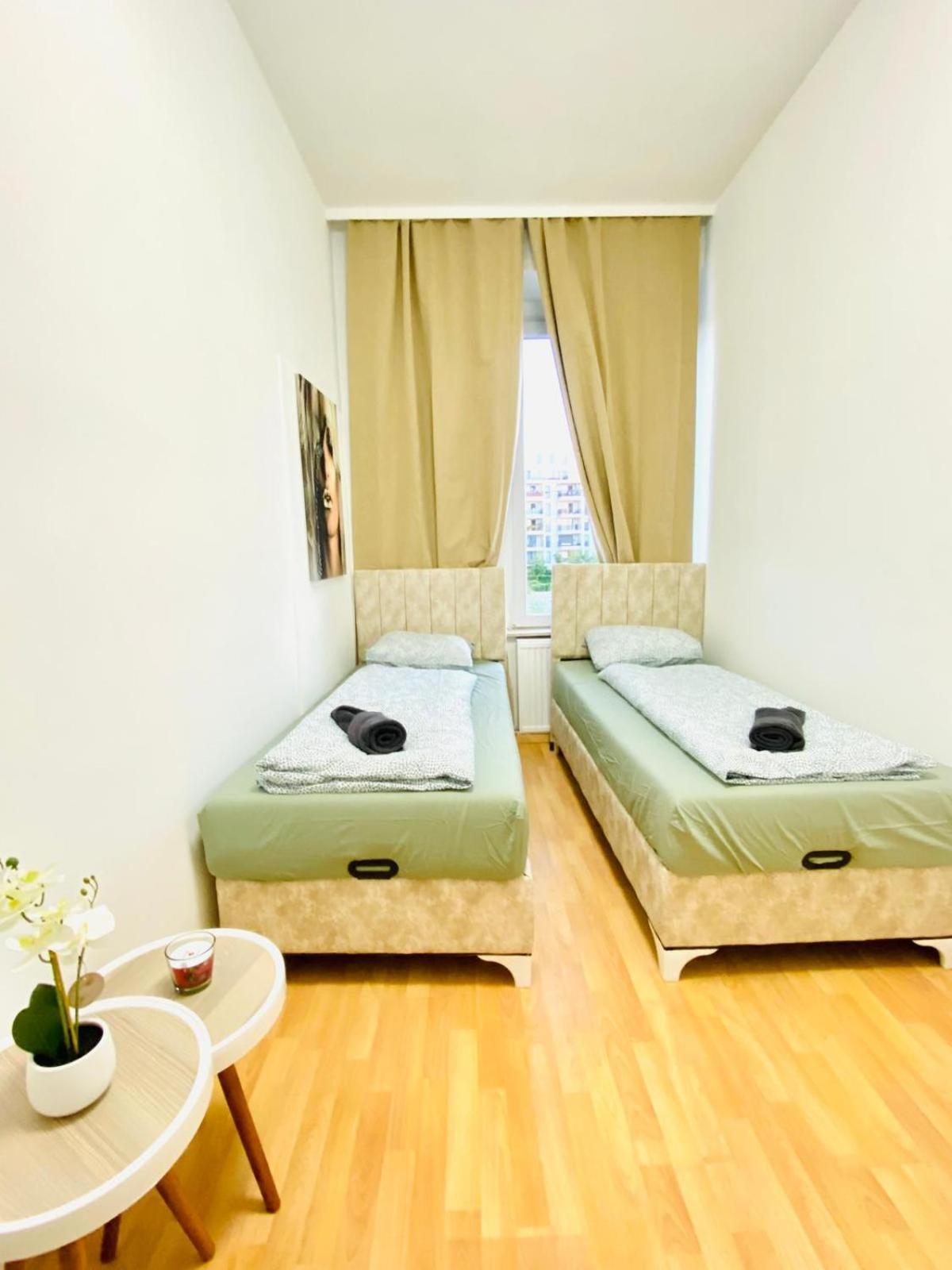 Bright 5Br Shared Apartment W Great Transport Link Viyana Dış mekan fotoğraf