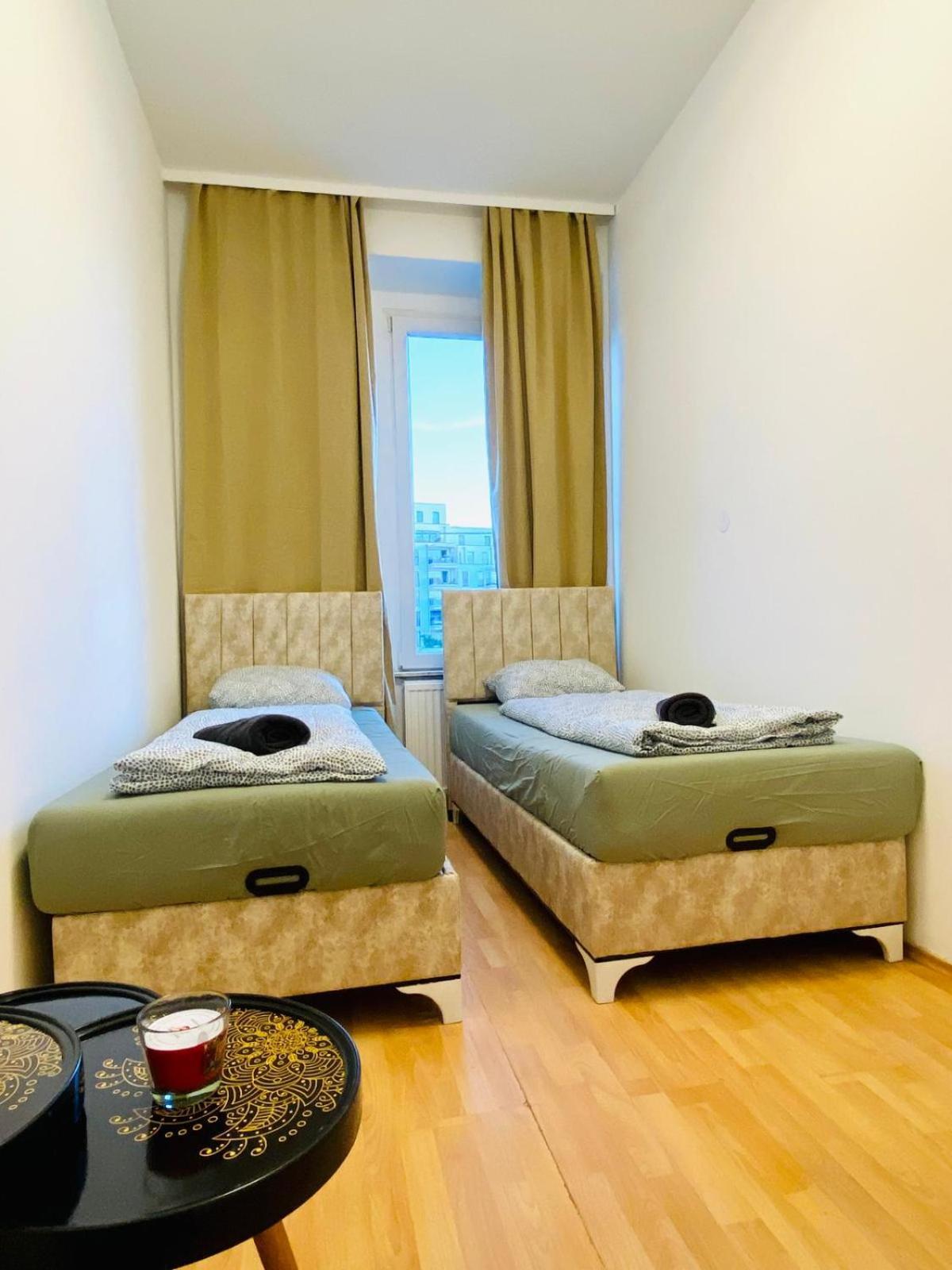 Bright 5Br Shared Apartment W Great Transport Link Viyana Dış mekan fotoğraf