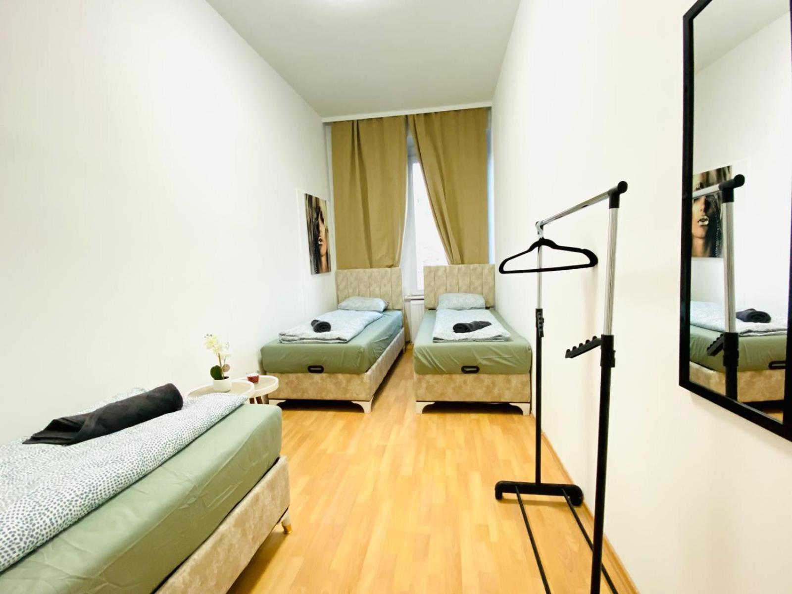 Bright 5Br Shared Apartment W Great Transport Link Viyana Dış mekan fotoğraf