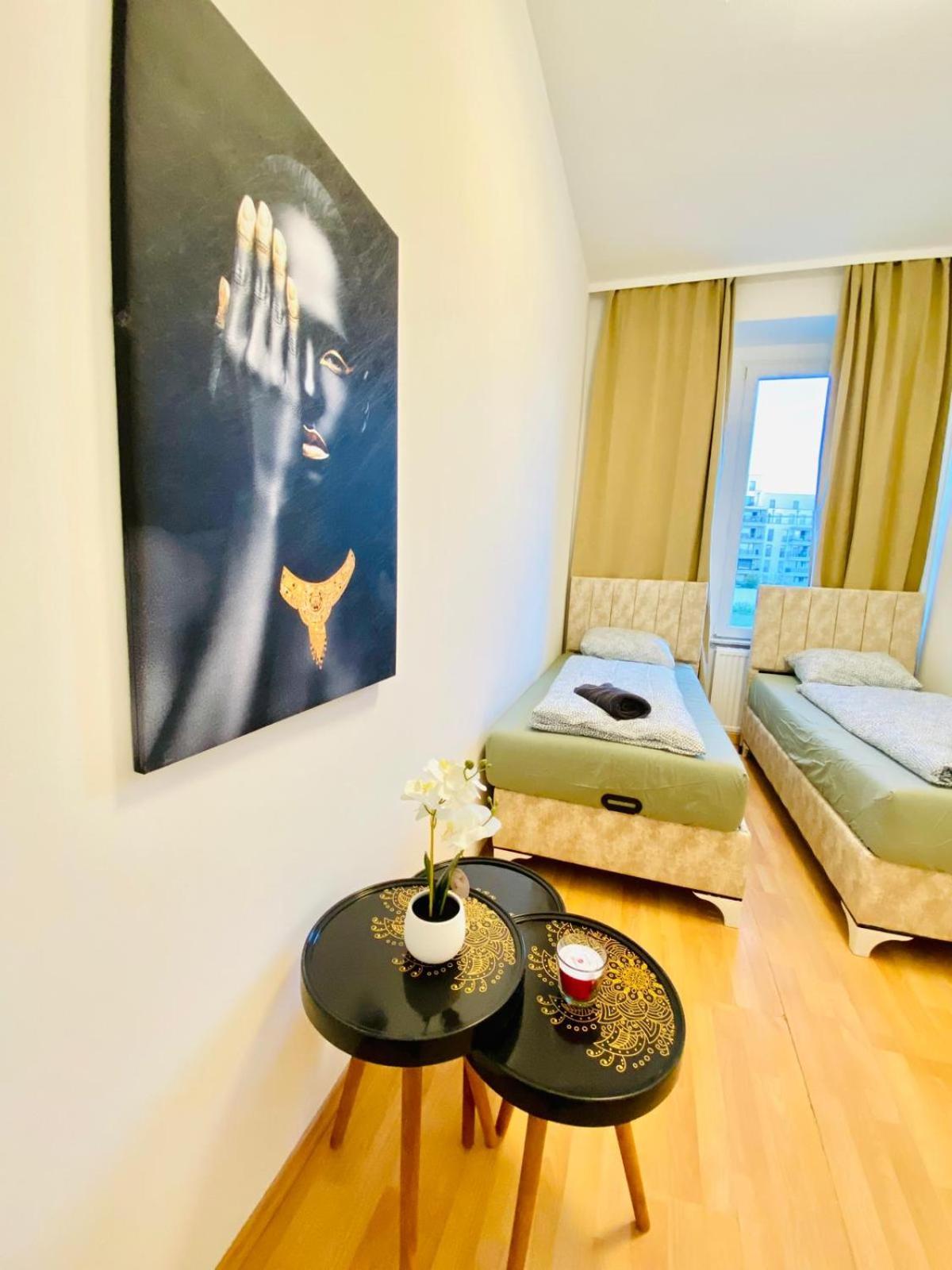 Bright 5Br Shared Apartment W Great Transport Link Viyana Dış mekan fotoğraf
