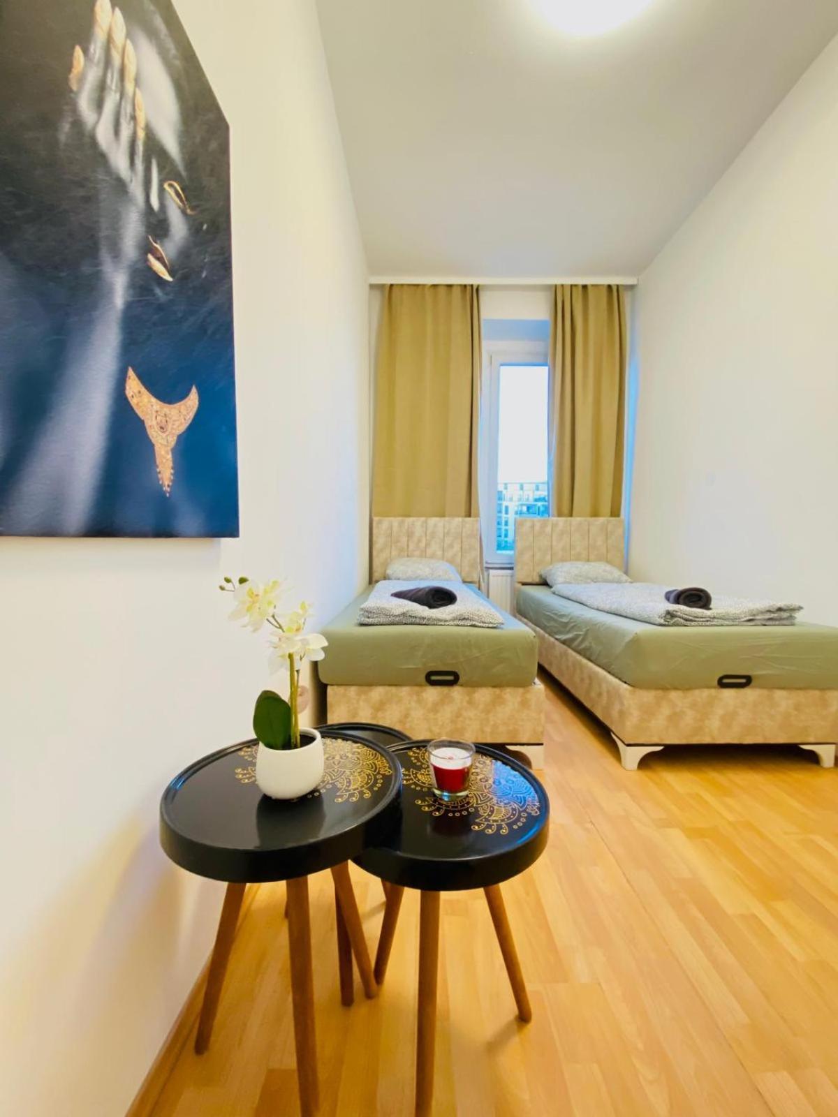 Bright 5Br Shared Apartment W Great Transport Link Viyana Dış mekan fotoğraf