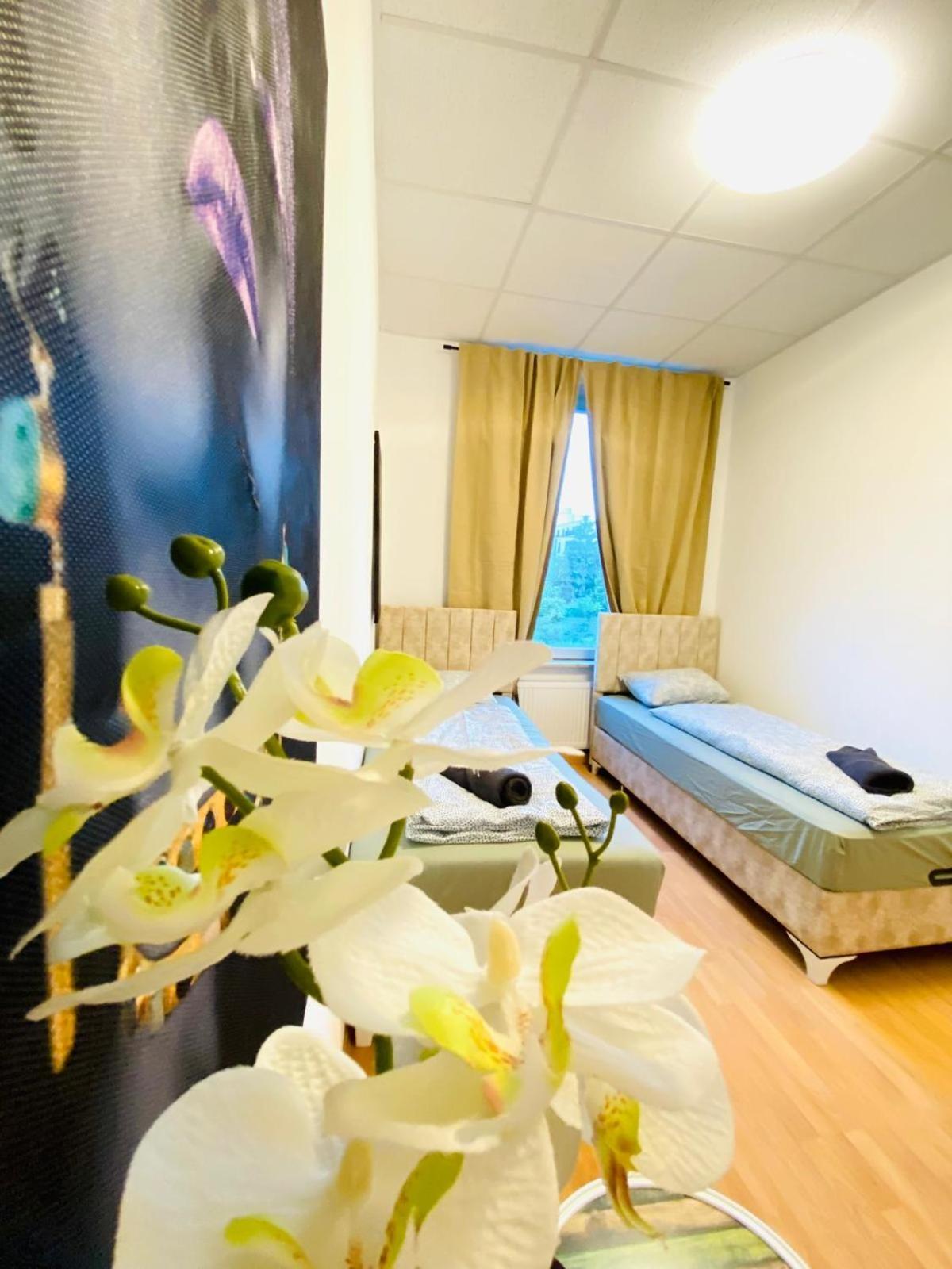 Bright 5Br Shared Apartment W Great Transport Link Viyana Dış mekan fotoğraf
