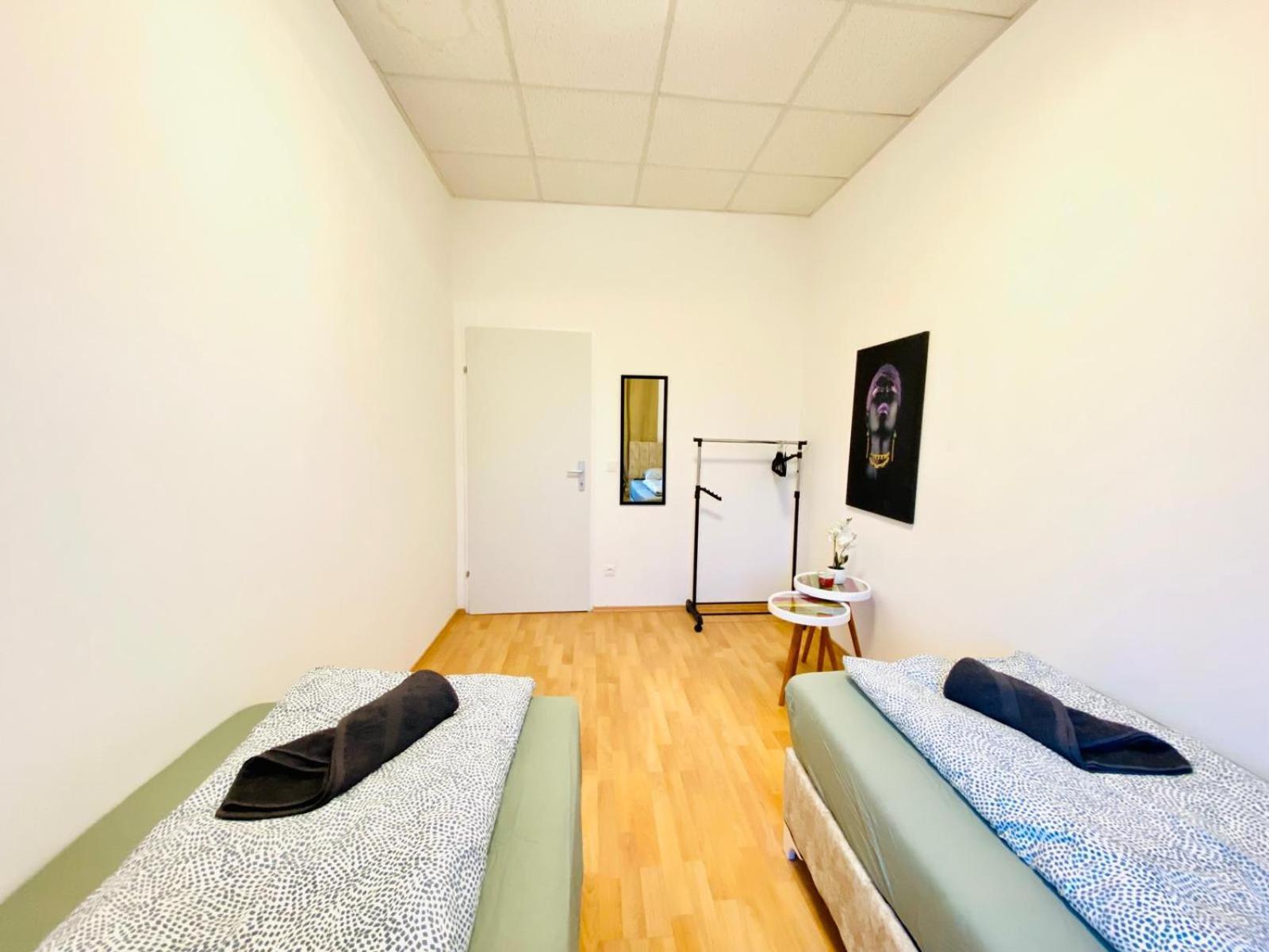Bright 5Br Shared Apartment W Great Transport Link Viyana Dış mekan fotoğraf