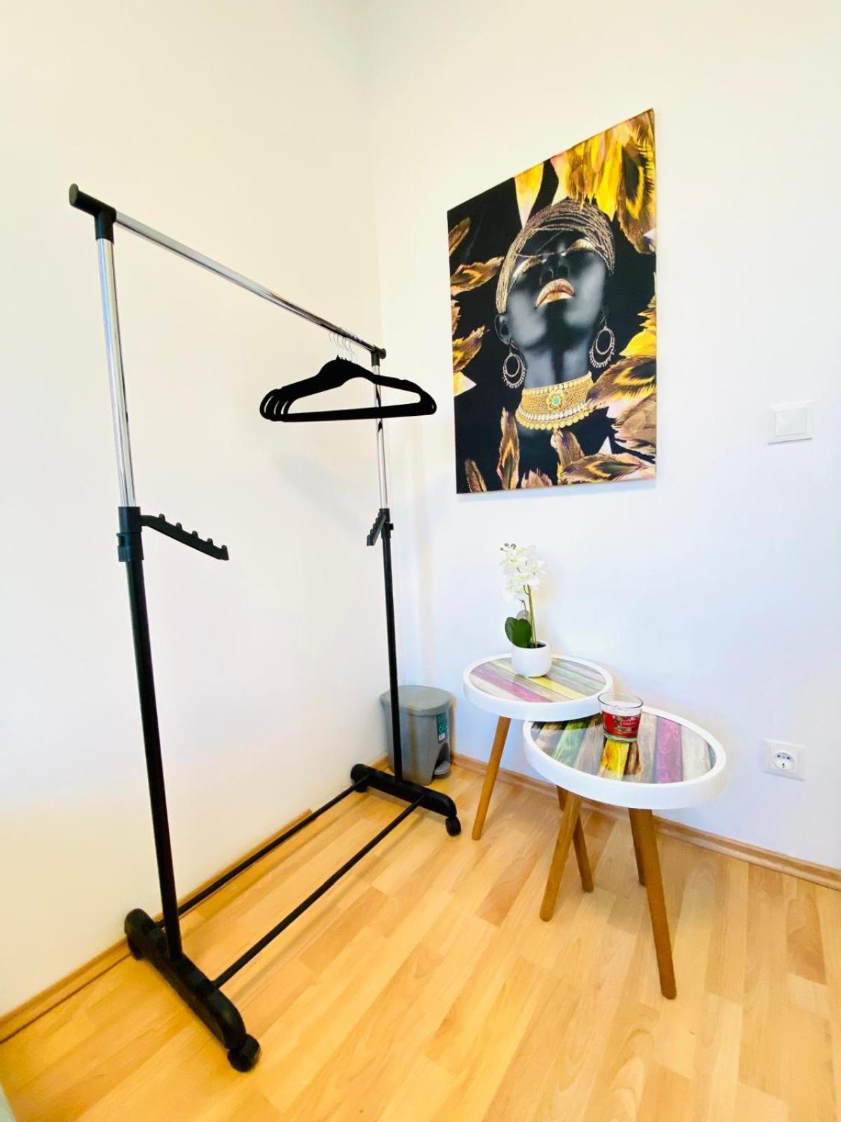 Bright 5Br Shared Apartment W Great Transport Link Viyana Dış mekan fotoğraf